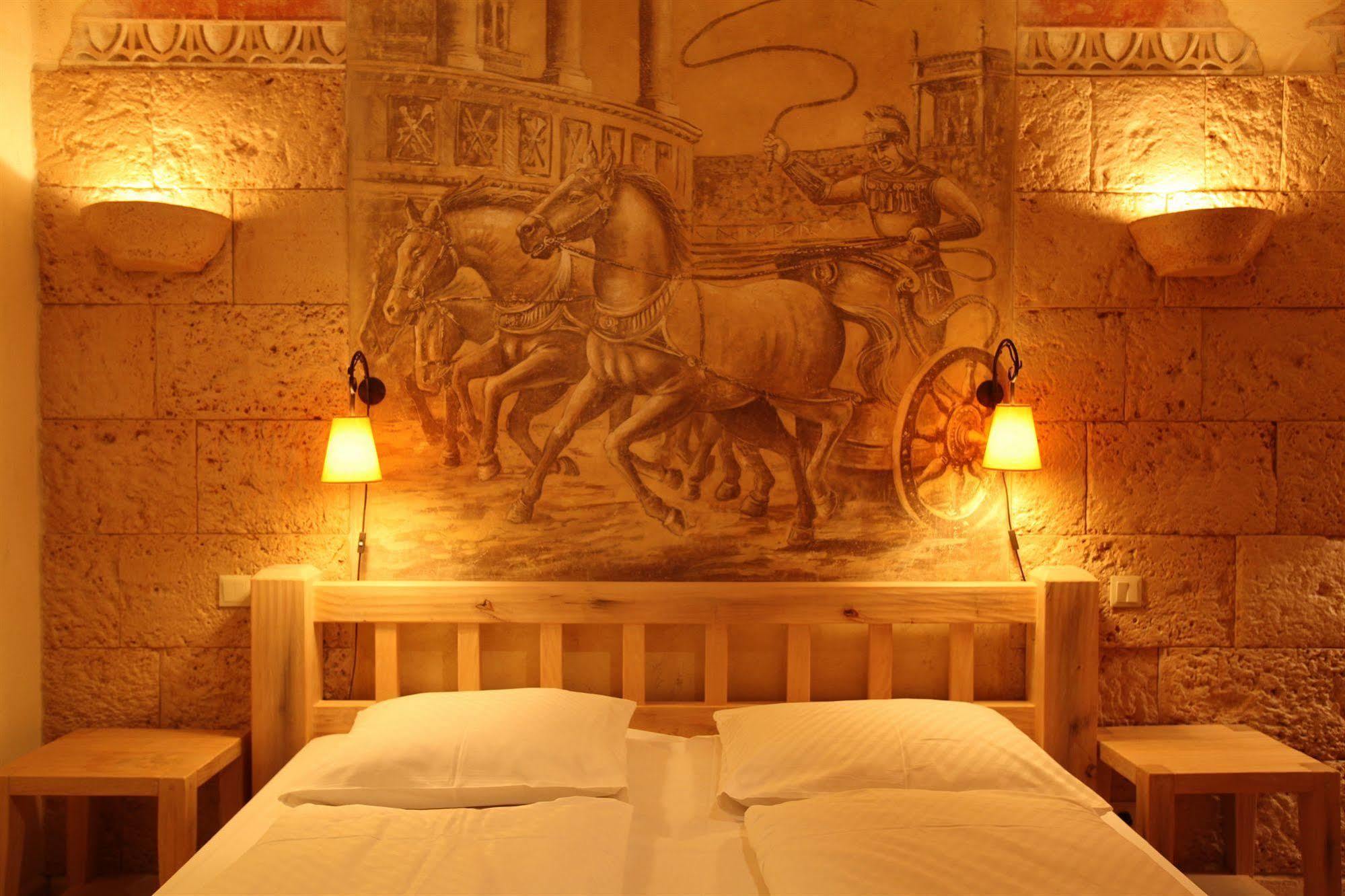 4 Hotel รูสท์ ภายนอก รูปภาพ